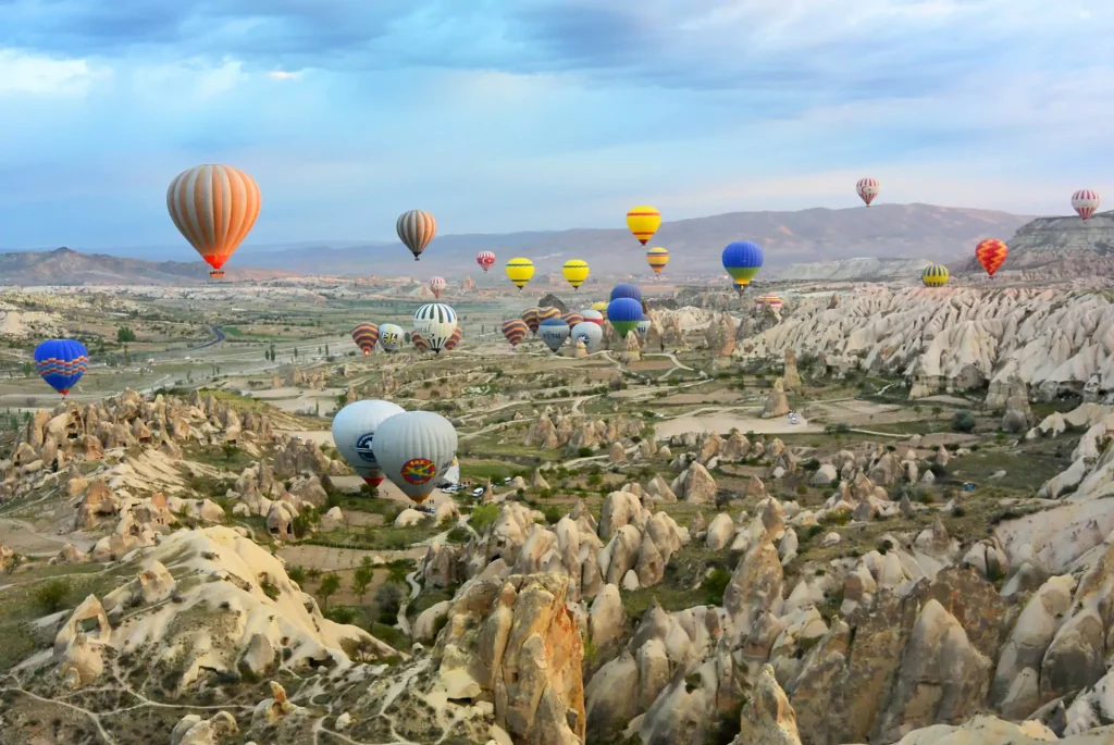Istanbul and Cappadocia Turkey travel guide — best places to visit and travel tips